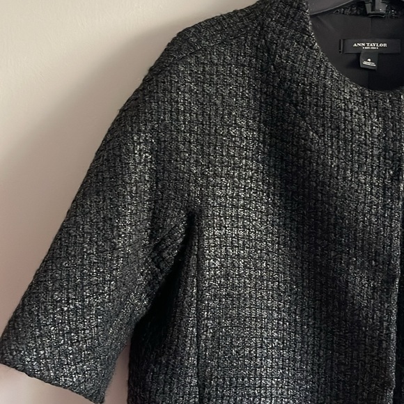 🔥🔥ANN TAYLOR | Oversized Chanel-Like Black Tweed Layering Jacket - sz 4/6 - Picture 8 of 11
